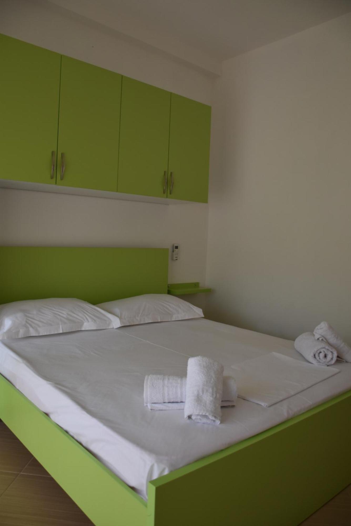 Leta's Apartments, Vacation Durrës